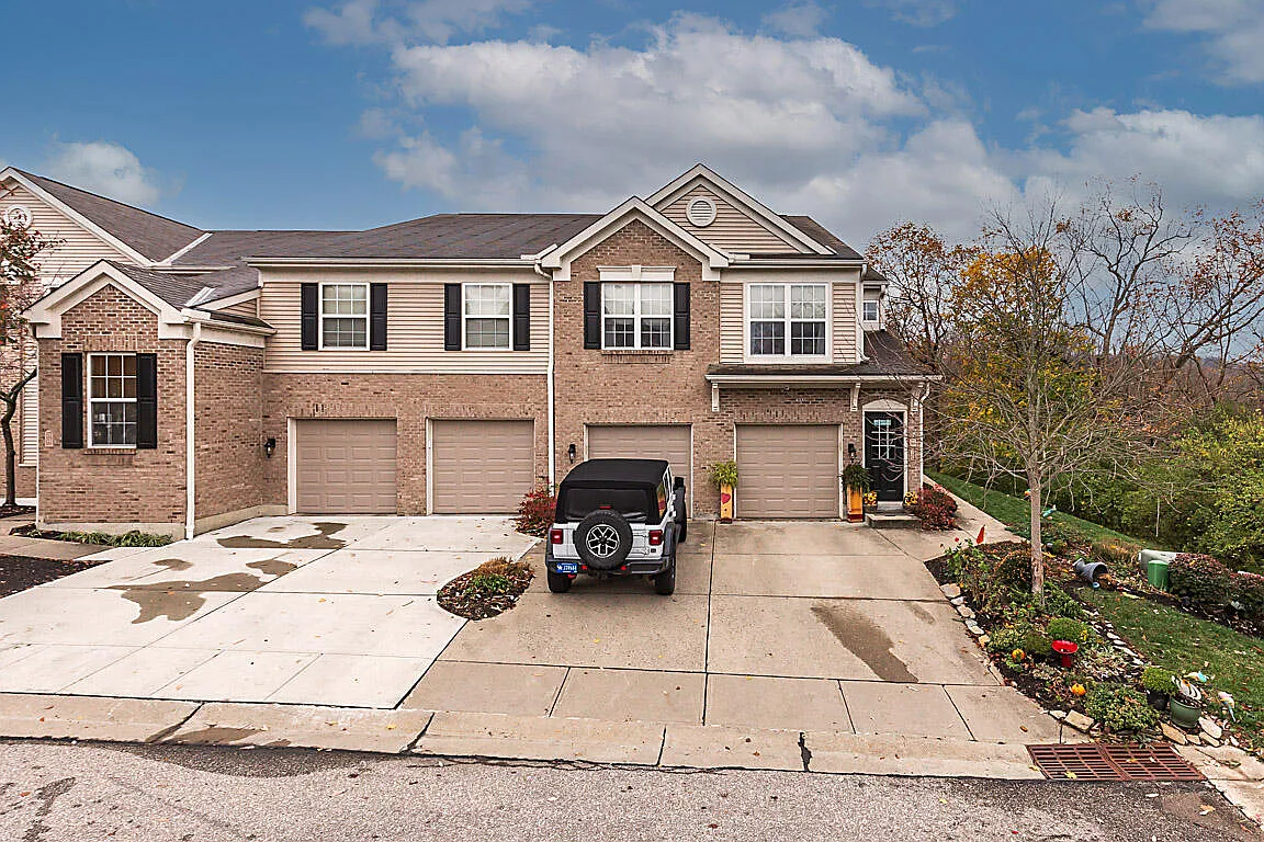 371 Southwind Ln photo 1