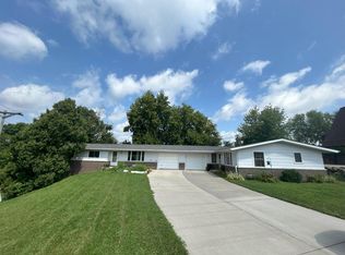 3205-3207 Arbordale Ct, Madison, WI 53713