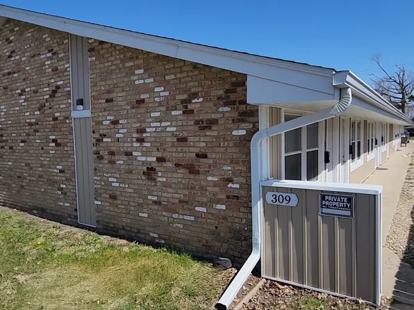 309 N 3rd St, Marshalltown, IA 50158