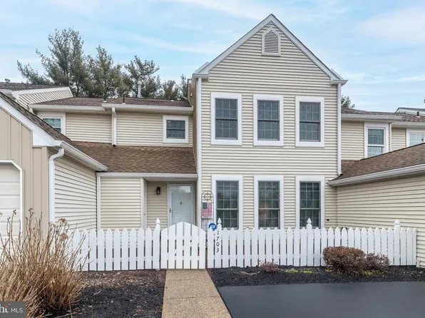 1703 Fredendall Cir, Southampton, PA 18966