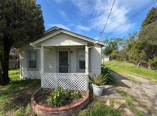 1117 University St, Healdsburg, CA 95448