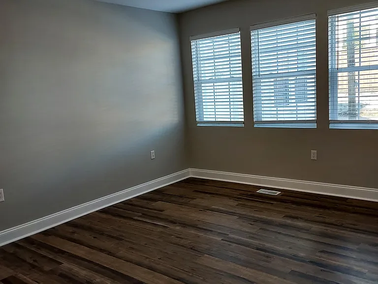 121 Sharpe St #123 — Photo 4