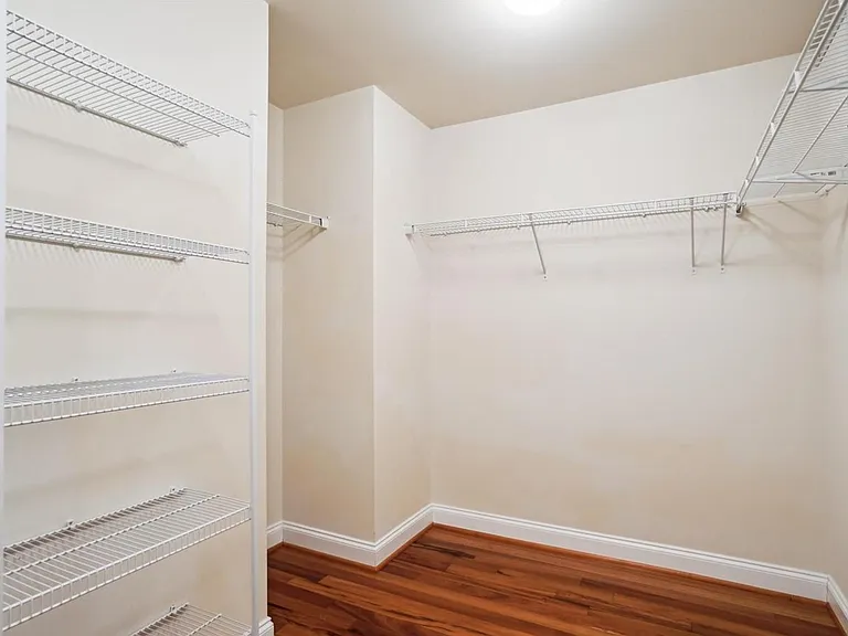 8062 Criaza Branch Ct — Photo 16