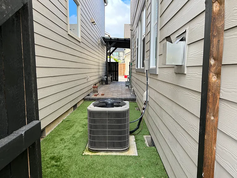 15182 NW Evelyn St — Photo 17