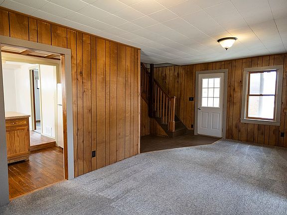 Family room, kitchen