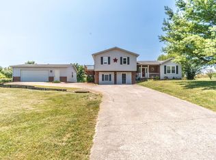 6961 Bybee Rd, Winchester, KY 40391