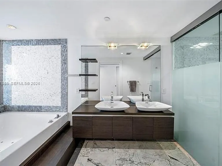 200 Biscayne Boulevard Way #4308 — Photo 19