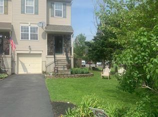 138 Strawberry Ln, Perkasie, PA 18944