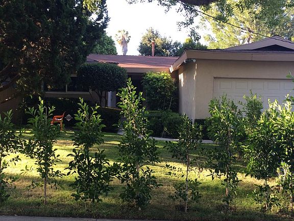 2nd image of 15537 La Maida St