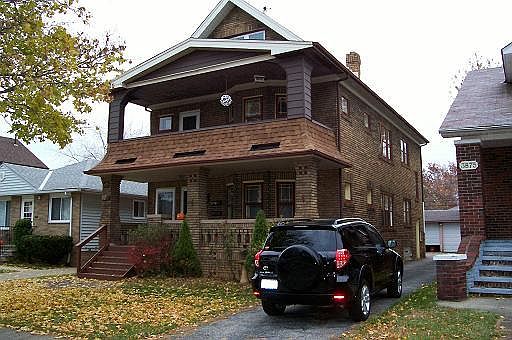 1st image of 3871 W 136th St #Up