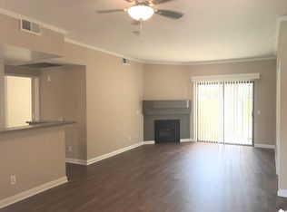 5305 Parkmor Rd APT 2, Calabasas, CA 91302