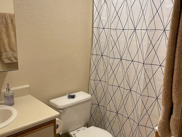 609 S 222nd St #206 — Photo 11