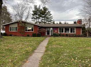3642 Hunter Pl, Columbus, IN 47203