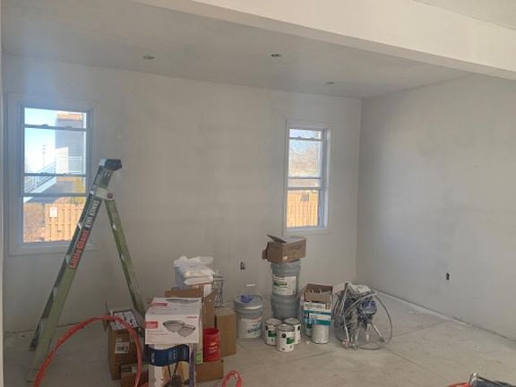 2nd image of 1239 W 67th St #2-3-1