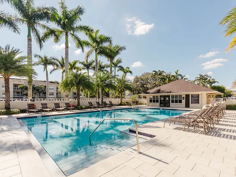 Legacy Palm Gardens — Photo 6