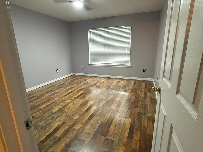 7709 Clamshell Ave — Photo 17