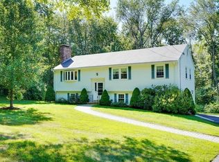 51 Flanders Rd, Westborough, MA 01581