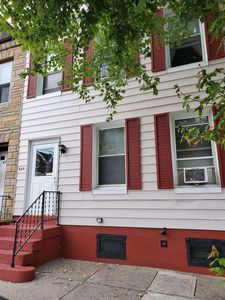 435 W Walnut St, Allentown, PA, 18102