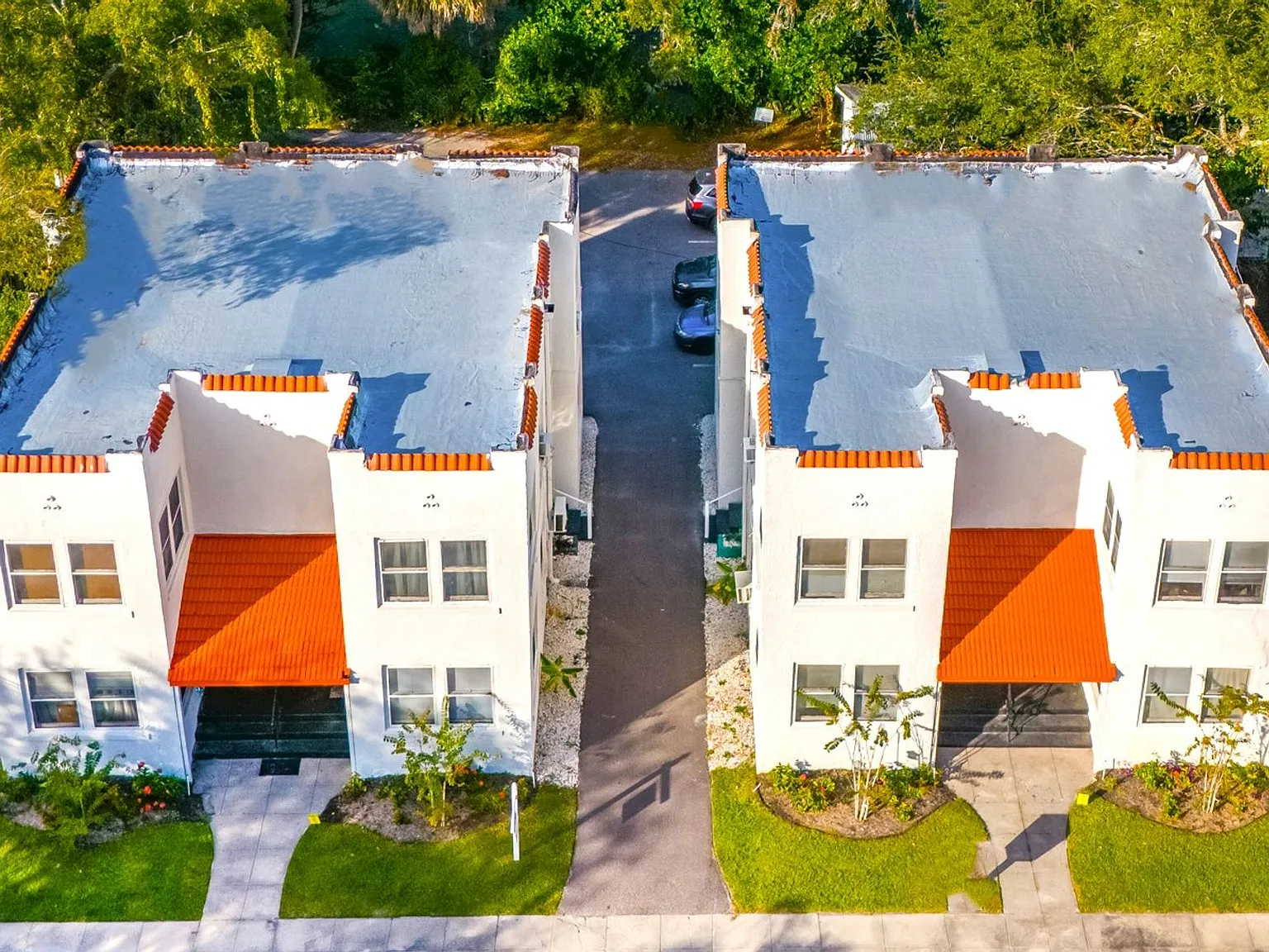 Beautiful, Newly Renovated 2/1 Apartment in Seminole Heights! — Photo 2