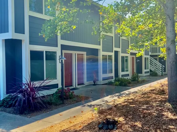 418 Piper St #3, Healdsburg, CA 95448
