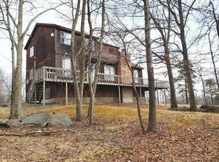 233 Timber Hill Rd, Henryville, PA 18332