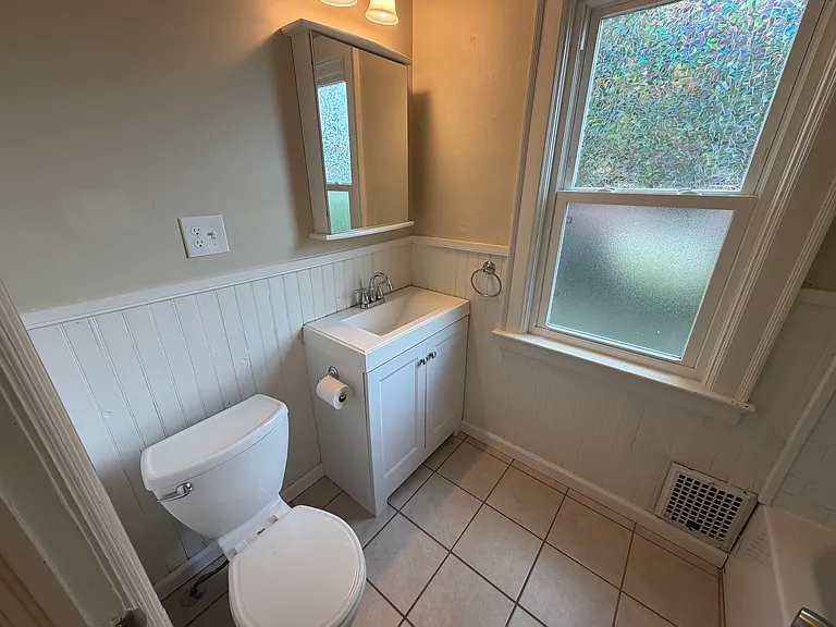 37 Bremen St — Photo 17