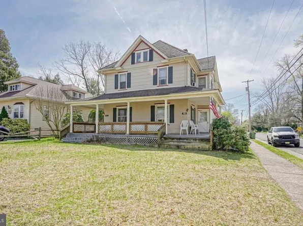 202 Cedar Ave #204, Pitman, NJ 08071