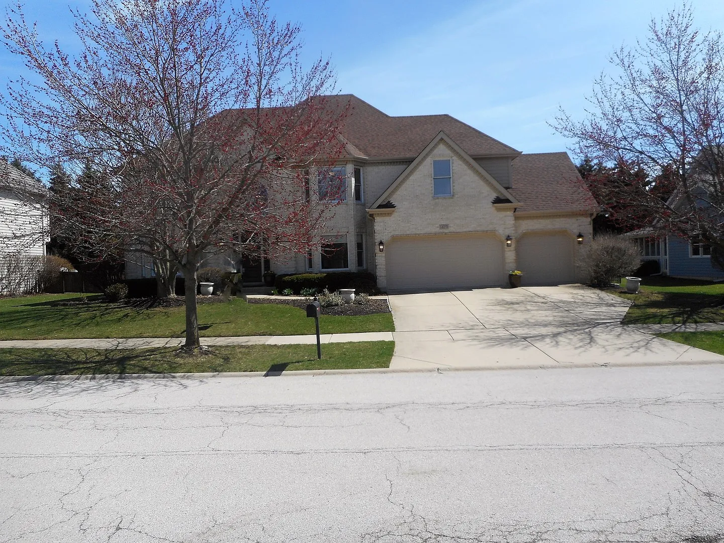 1479 Radcliff Ln photo 1
