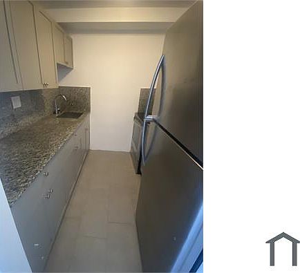 1st image of 13605 NE 3rd Ct #408