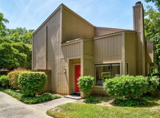 902 Vanderbilt Way, Sacramento, CA 95825