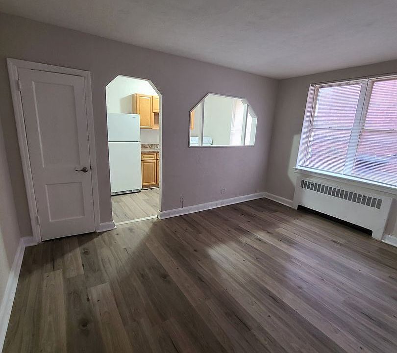 1st image of 1309 W Rockland St #A1