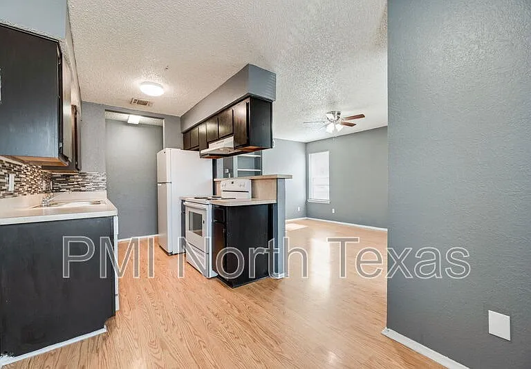 5109 Herrick Ct #C — Photo 6