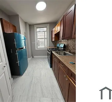 245 McClellan St #2W — Photo 1