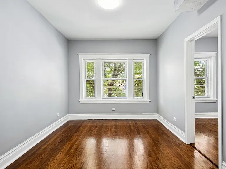 1341 N Ashland Ave #2F — Photo 3