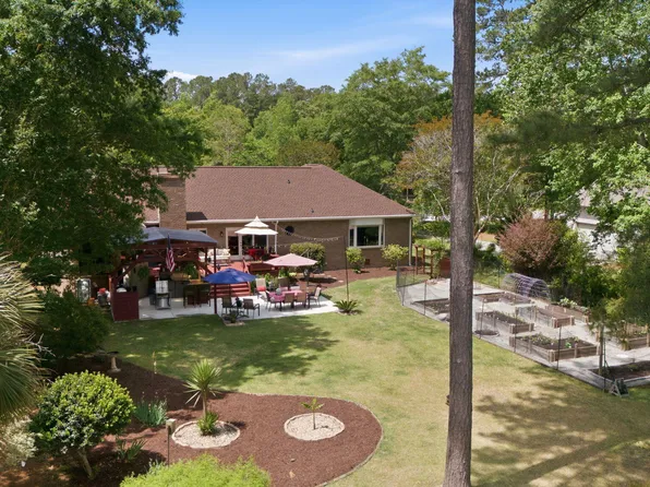 1211 Pine Valley Drive, New Bern, NC 28562