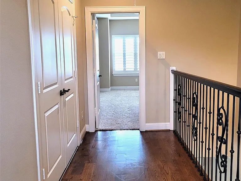 1508 Fowler St — Photo 38