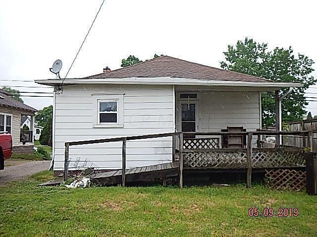 2nd image of 485 E Front St