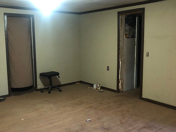 4th image of 1213 S 2nd St