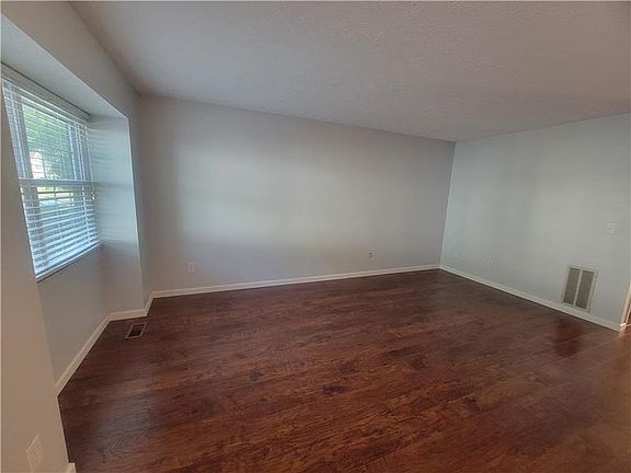 2nd image of 8173 Newark Ave