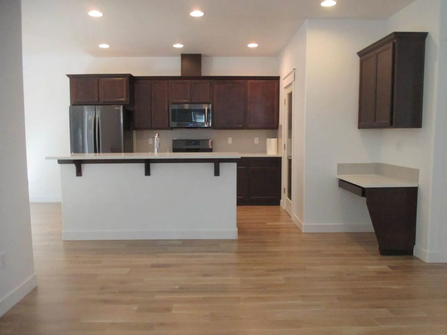 Beautifully 4-Bedroom, 3-Bath Home with Fenced Yard & 2-Car Garage — Photo 4