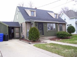 1900 S Lawe St, Appleton, WI 54915