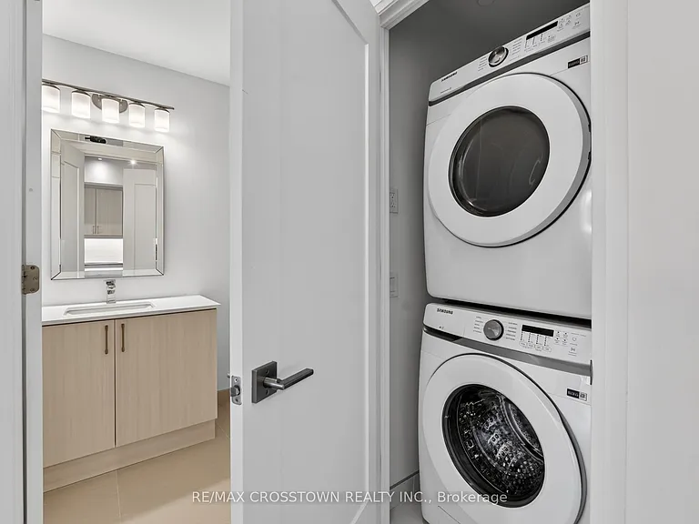 1 Hume St #220 — Photo 14