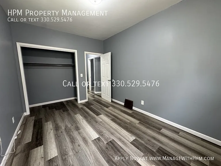 131 50th St SE — Photo 8