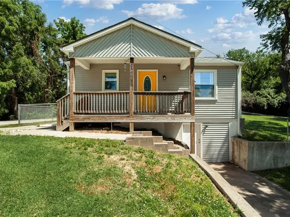 10300 E Evans St, Independence, MO 64053