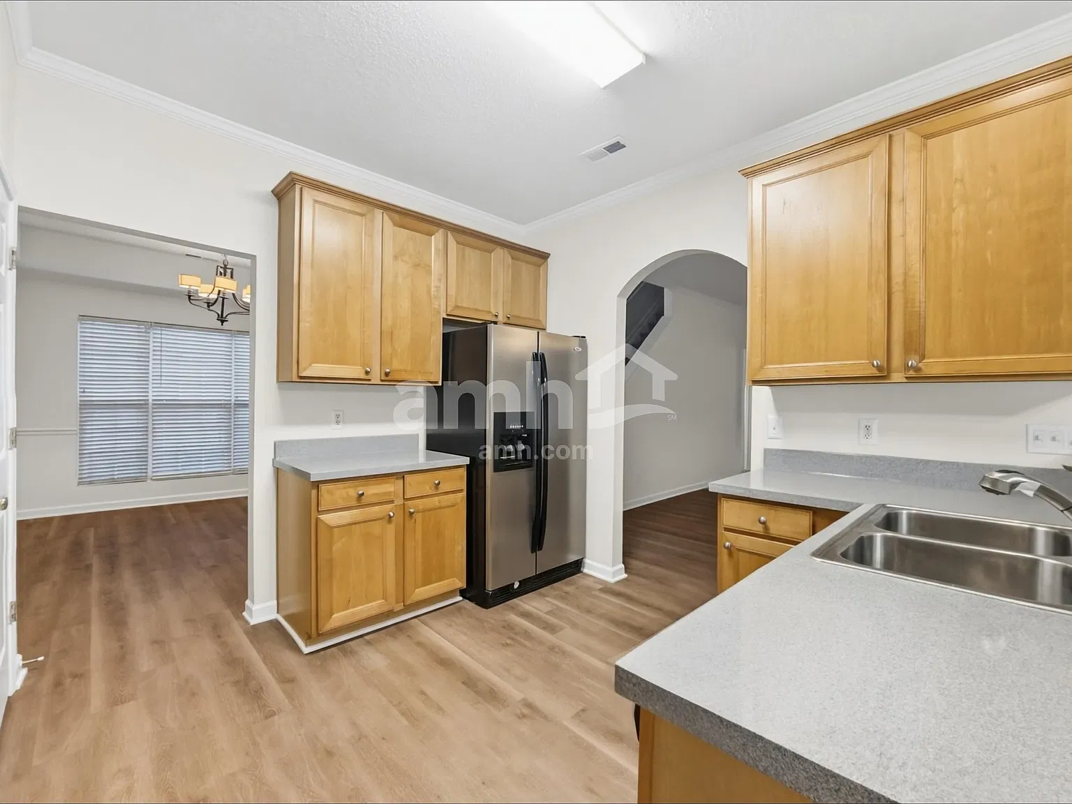 4 bed, 3.0 bath, 2193 sqft, $2,225 — Photo 3