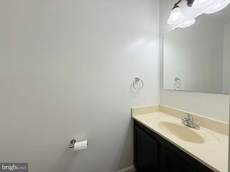 17 Tall Oaks Ct — Photo 27