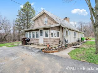 1905 Bugbee Rd, Ionia, MI 48846