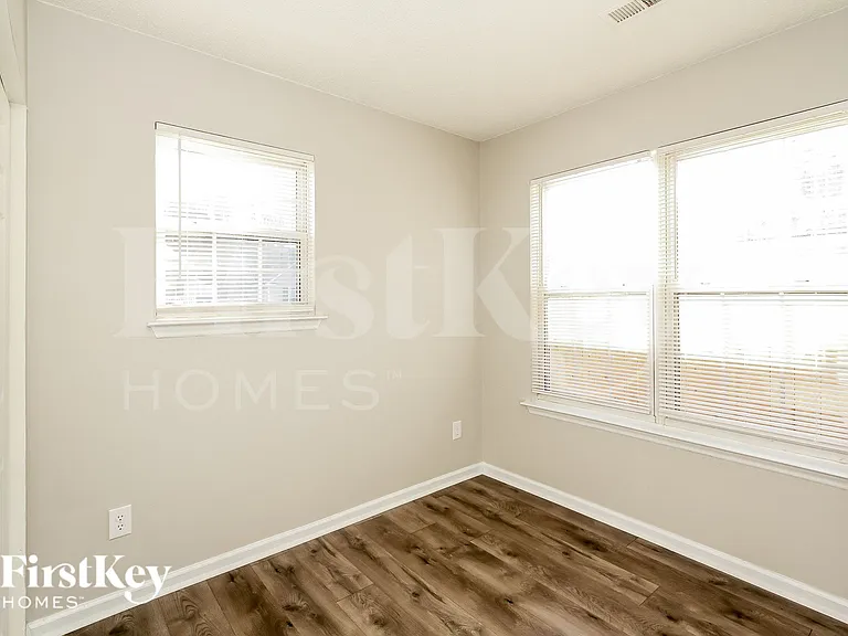 1604 Black Diamond Ct — Photo 5
