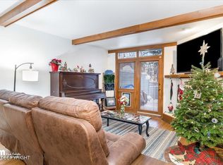 6634 Cimarron Cir, Anchorage, AK 99504