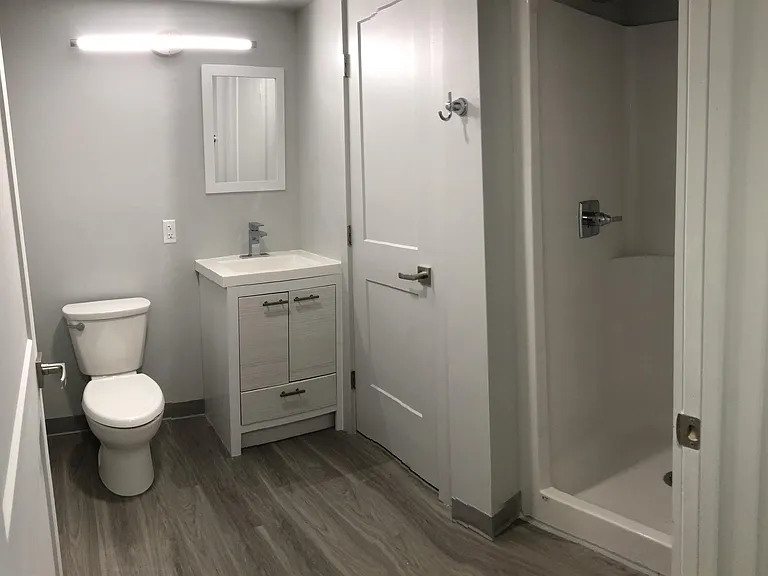 118 College Ave #101 — Photo 5